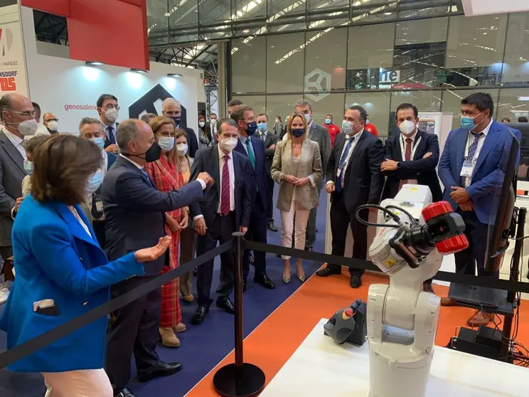 Recorrido por los stands de Mindtech de las autoridades.