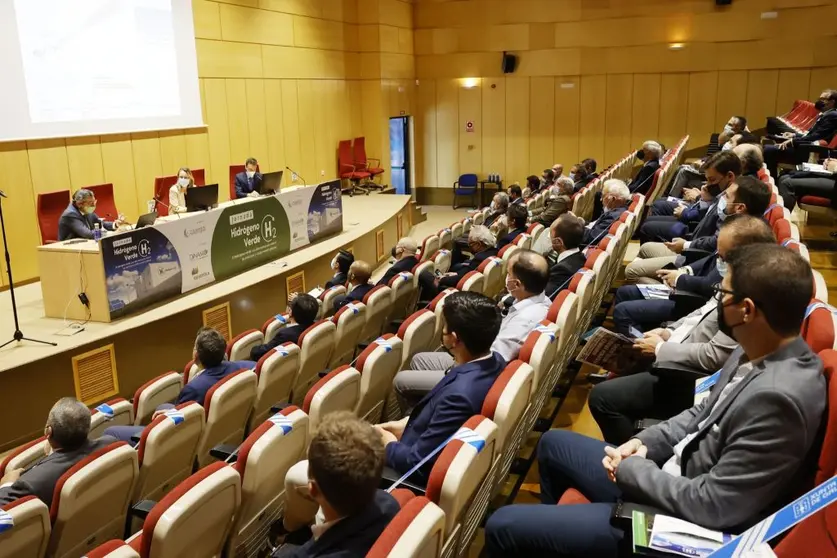 Apertura de la jornada &ldquo;Hidr&oacute;geno Verde en Galicia&rdquo; celebrada en el CIS de Ferrol.