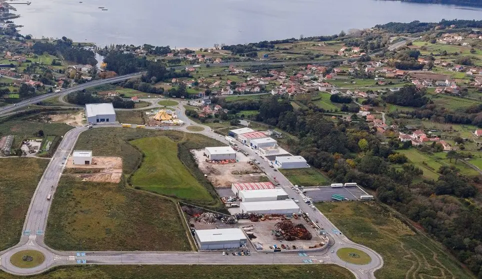 Vista a&eacute;rea del pol&iacute;gono de T&eacute; en Rianxo.