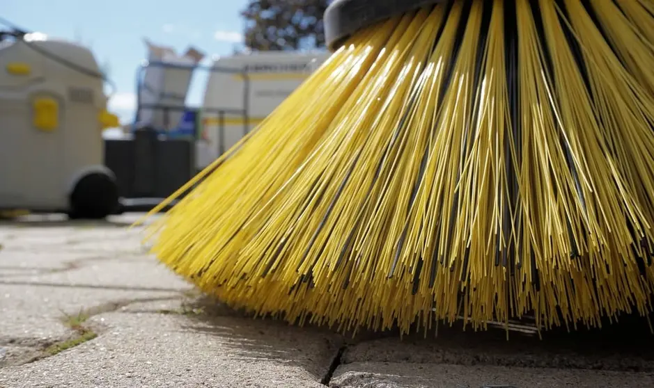 Cepillos para limpieza industrial, d&oacute;nde y cu&aacute;ndo usarlos correctamente