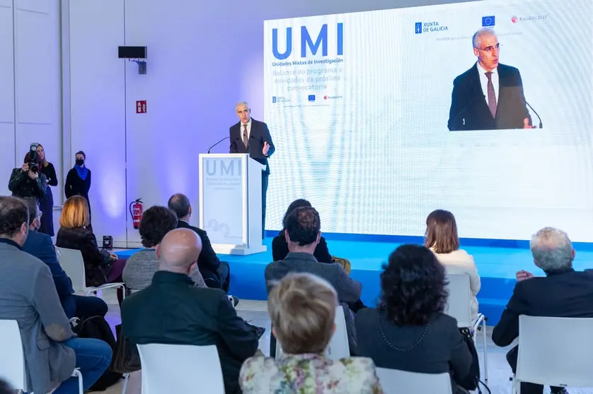 Francisco Conde, en la presentaci&oacute;n de la nueva convocatoria de las Unidades Mixtas de Investigaci&oacute;n./X.CRESPO.