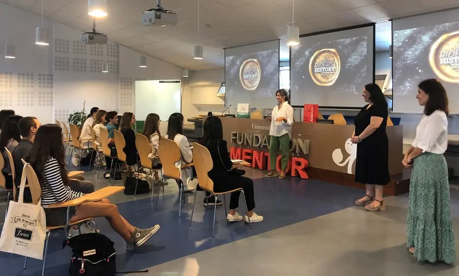 J&oacute;venes participantes en la jornada de assesment organizada por Adecco y Fundaci&oacute;n Mentor.