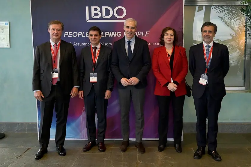 A Coru&ntilde;a
O vicepresidente primeiro e conselleiro de Econom&iacute;a, Industria e Innovaci&oacute;n, Francisco Conde, participa na presentaci&oacute;n do informe Retos e perspectivas de investimento en Galicia, elaborado por BDO.
24/01/2023
Foto: Moncho Fuentes / AGN A Coru&ntilde;a 





