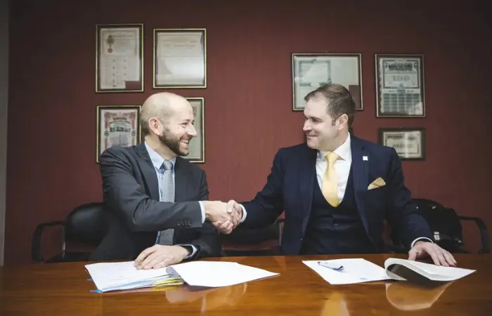 Pablo Carceller (CEO de F. Carceller) y Jon Salazar (CEO de Gazelle Wind Power).
