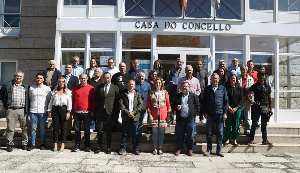 A conselleira de Promoci&oacute;n do Emprego e Igualdade, Elena Rivo, clausurou o obradoiro de emprego "Terra de Mosteiros", no municipio ourens&aacute;n de Paderne de Allariz.