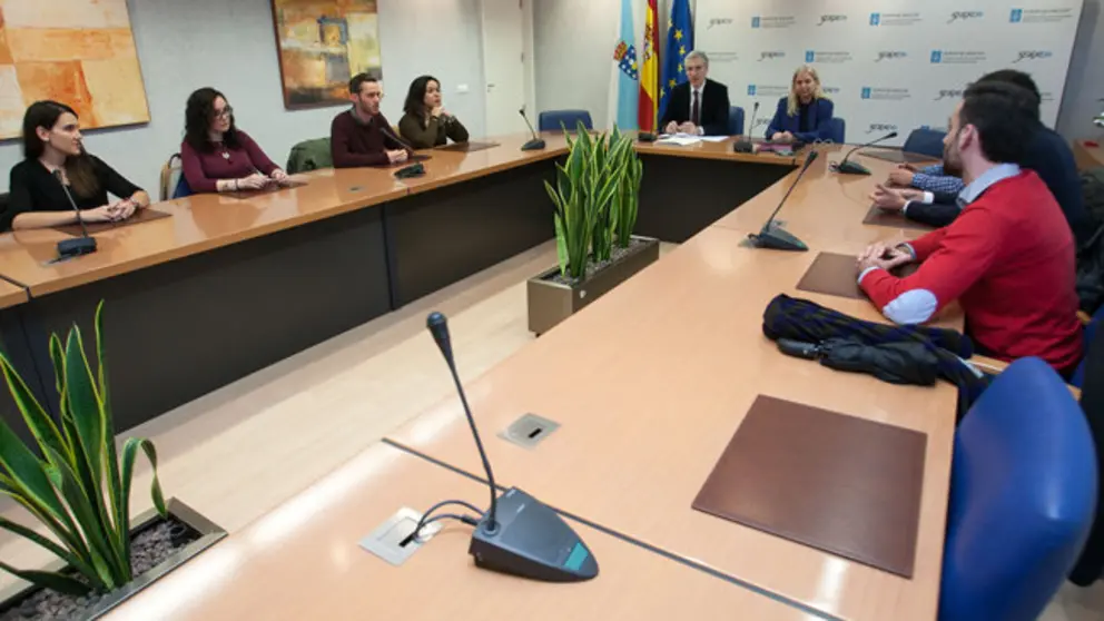 Conselleiro de Econom&iacute;a recibi&oacute; a los becarios del Igape