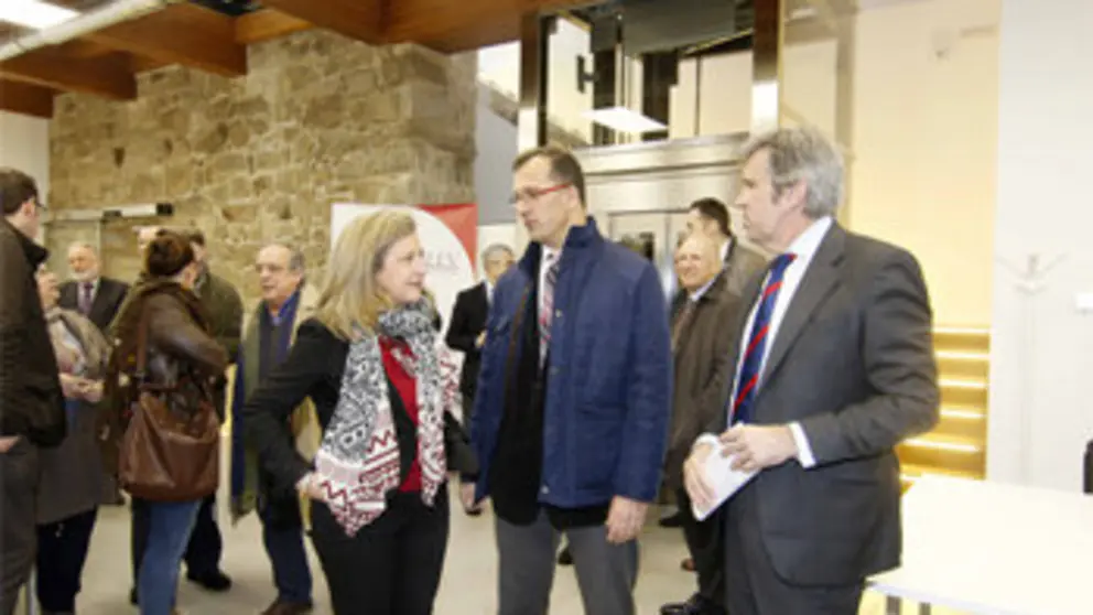 Inauguraci&oacute;n de la Casa do Reloxo, nuevo vivero de empresas en Baiona.