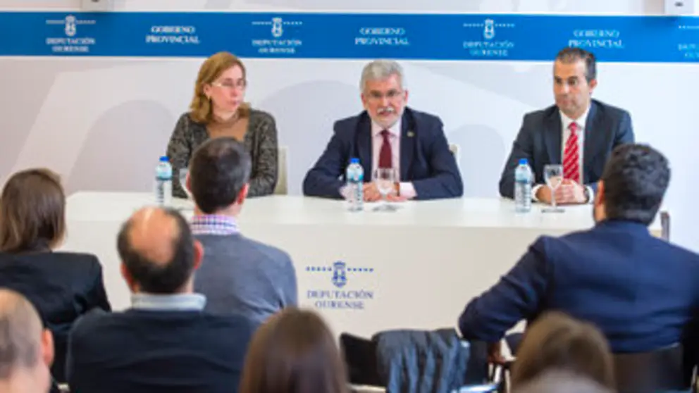 Victoria Rois, Rosendo Fern&aacute;ndez y Jaime Pereira./A.P.