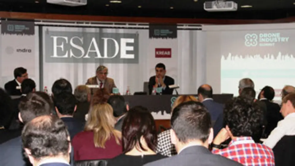 Manuel Varela en su intervenci&oacute;n en el Drone Summit en Madrid.