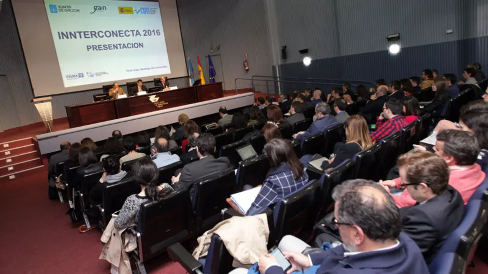 Presentaci&oacute;n de las ayudas del programa FEDER Interconnecta, en Santiago./C.P.