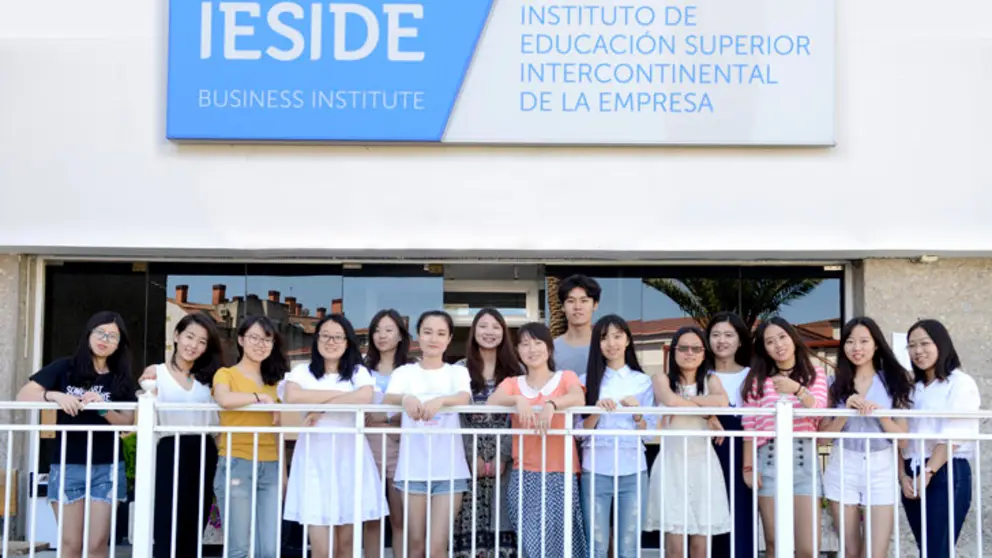 Estudiantes internacionales del IESIDE.