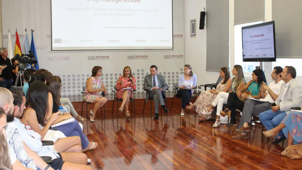 Carmela Silva particip&oacute; en la presentaci&oacute;n de DepoEmprende.