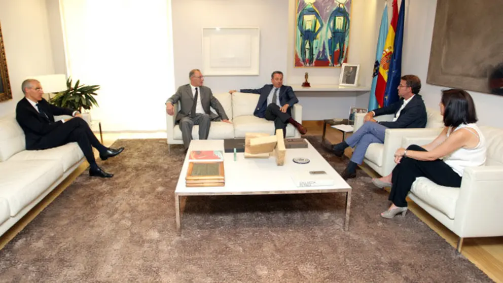 Los responsables de Goodleit presentaron sun proyecto al presidente de la Xunta y los conselleiros de Econom&iacute;a y de Medio Rural.