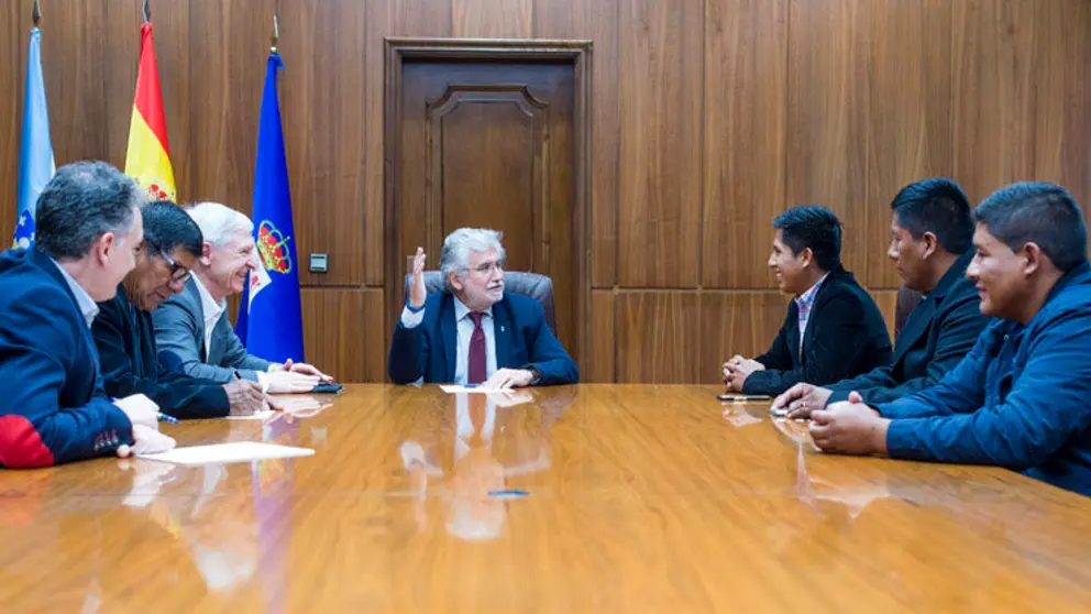 Los empresarios chilenos fueron recibidos en la Diputaci&oacute;n de Ourense./A.PAZ.