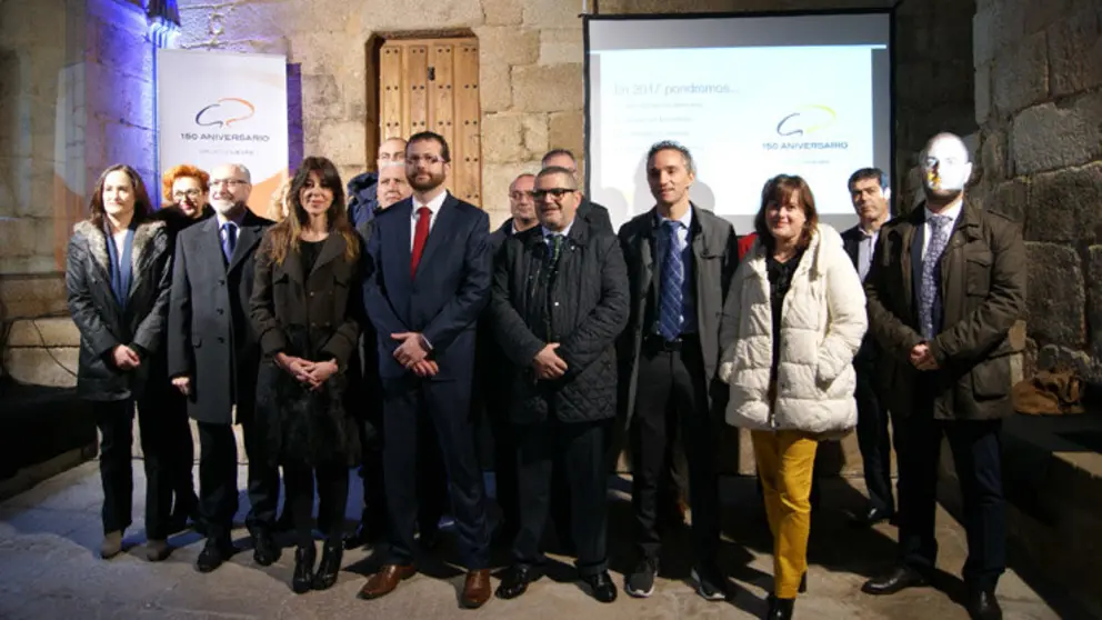 Trabajadores de Grupo Cuevas en la presentaci&oacute;n de los actos de su 150&ordm; aniversario./P.L.