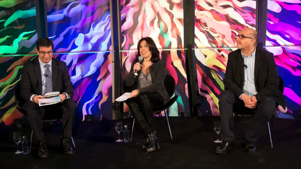 La directora de Amtega, junto al presidente del Cl&uacute;ster TIC de Galicia y al presidente del CLAG, en la apertura de DICO Summit.