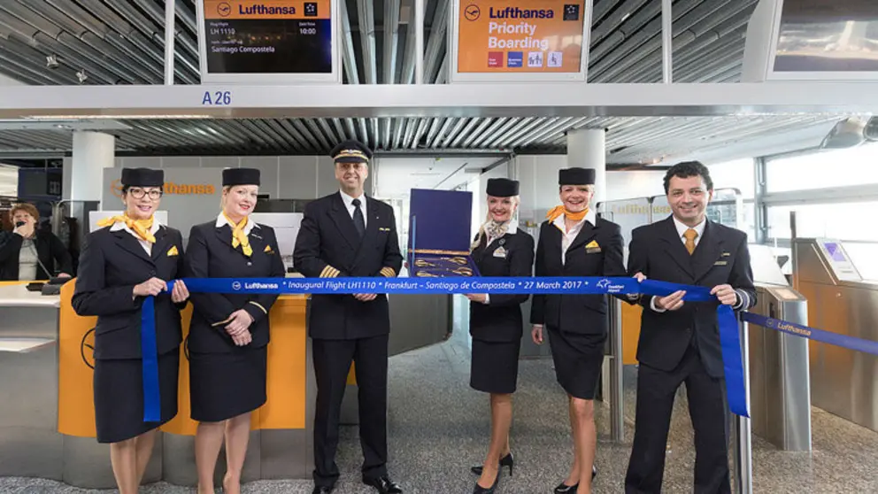 Una imagen del vuelo inaugural de la compa&ntilde;&iacute;a Lufthansa entre Fr&aacute;ncfort y Santiago./LUFTHANSA.