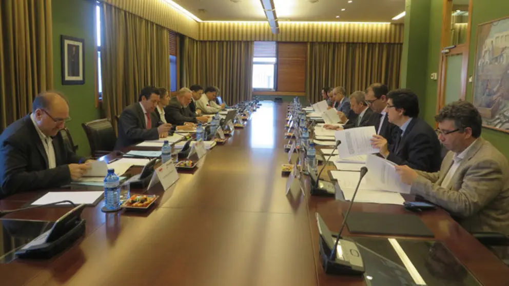 Reuni&oacute;n del Consejo de Administraci&oacute;n del Puerto de Vigo.