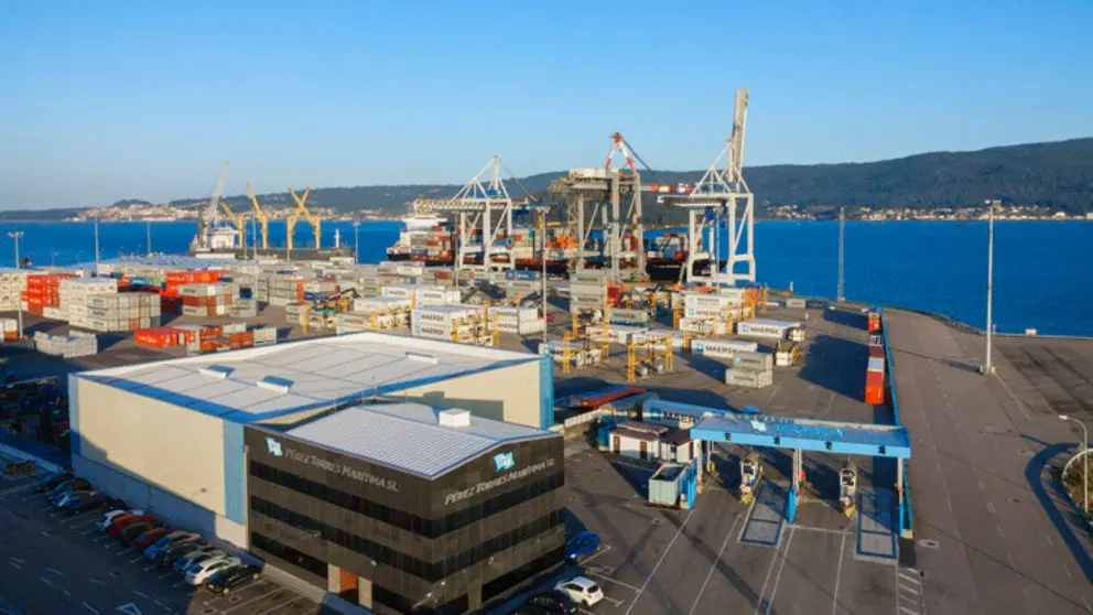 Terminal de contenedores de Mar&iacute;n./J.BARREIRO.