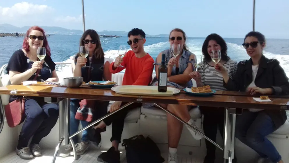 El grupo de periodistas irlandeses que visita la D.O. R&iacute;as Baixas.