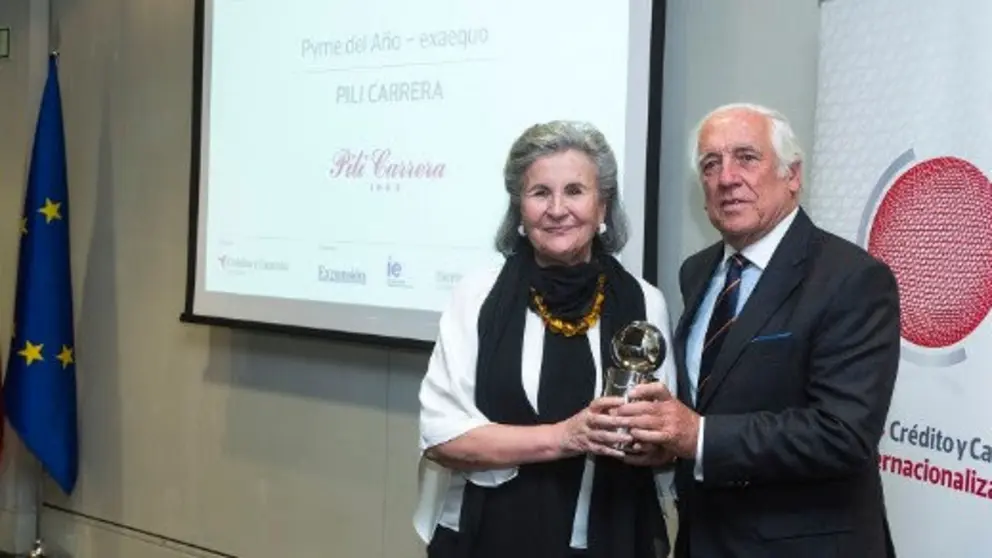 Pilar Rodr&iacute;guez, fundadora de Pili Carrera, junto a Carlos Espinosa de los Monteros, Alto Comisionado del Gobierno para la Marca Espa&ntilde;a.