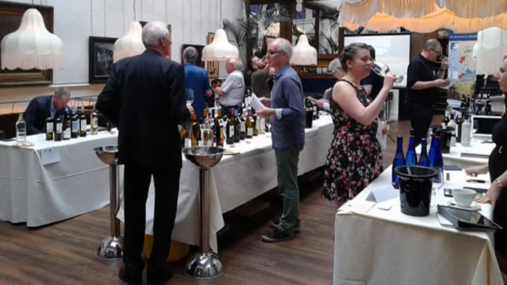 Un momento del showroom organzado por el CRDO R&iacute;as Baixas en Leeds.