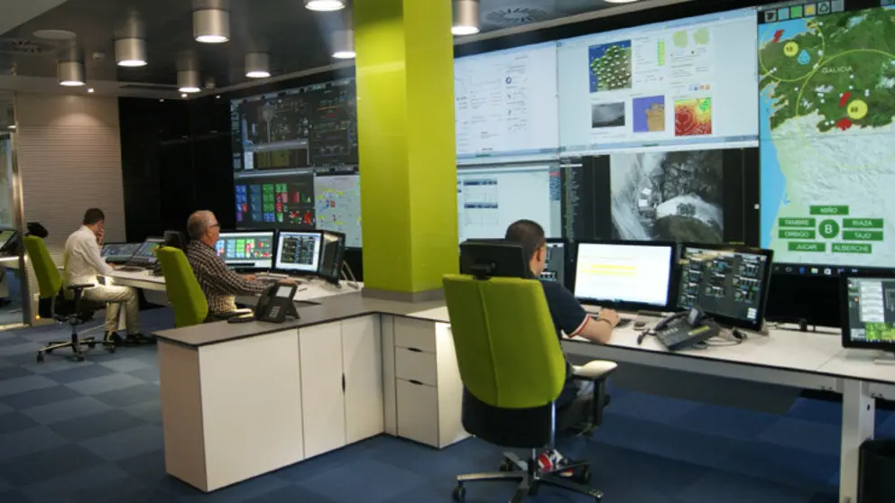 19 t&eacute;cnicos atienden el Centro de Control Integrado de Hidr&aacute;ulicas de Velle, las 24 horas al d&iacute;a los 365 d&iacute;as del a&ntilde;o./P.L.