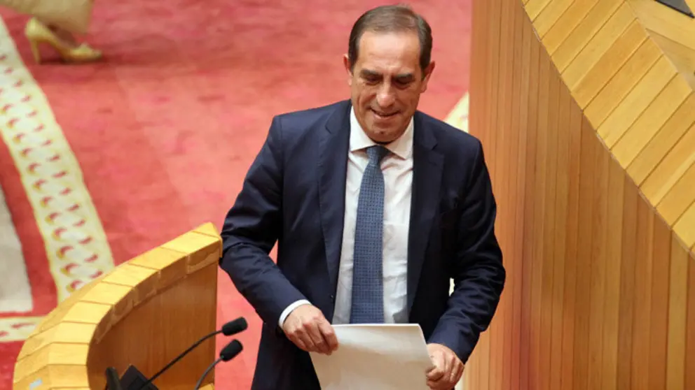Valeriano Mart&iacute;nez en el Parlamento gallego./P.FERR&Iacute;N.