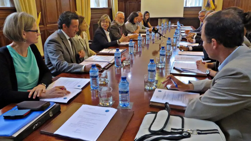 Reuni&oacute;n de constituci&oacute;n de la fundaci&oacute;n MarInnLeg.