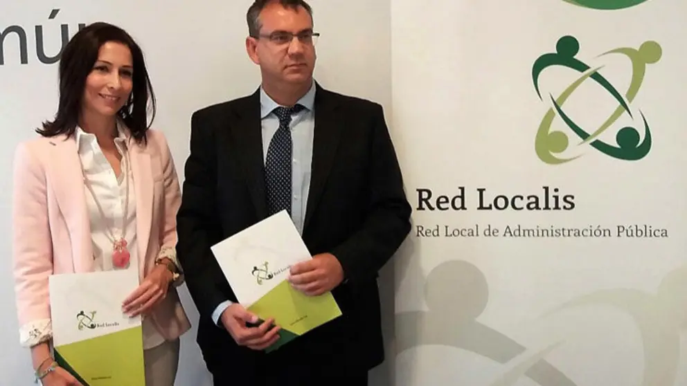 Concepci&oacute;n Campos y Alberto Vaquero, reponsables de la Red Localis./DUVI.