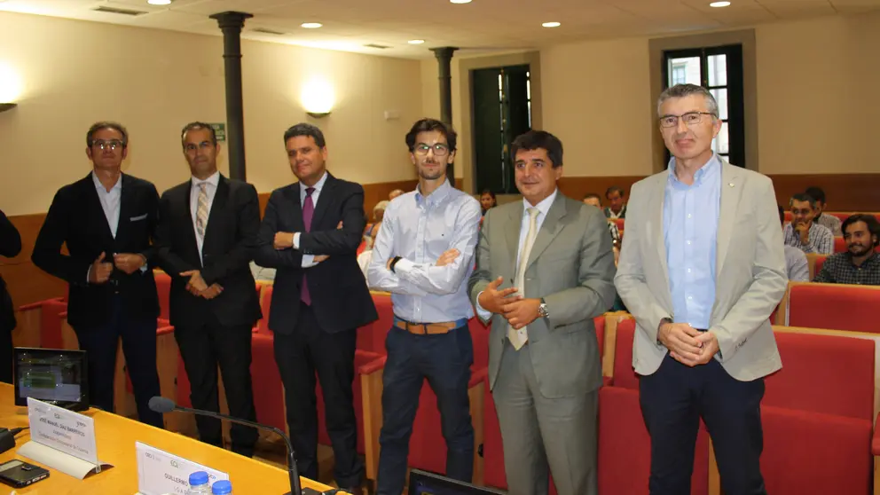 Ponentes de la jornada sobre el sector forestal organizada en la CEO.