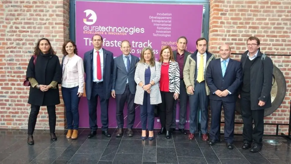 La delegaci&oacute;n gallega en su visita a EuraTechnologies.