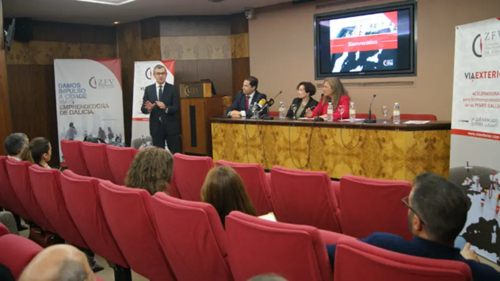 Jornada de presentaci&oacute;n de la primera edici&oacute;n de V&iacute;aExterior./P.L.