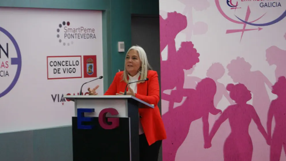 Mercedes Wullich imparti&oacute; una ponencia sobre "Liderazgo y poder"./P.L.