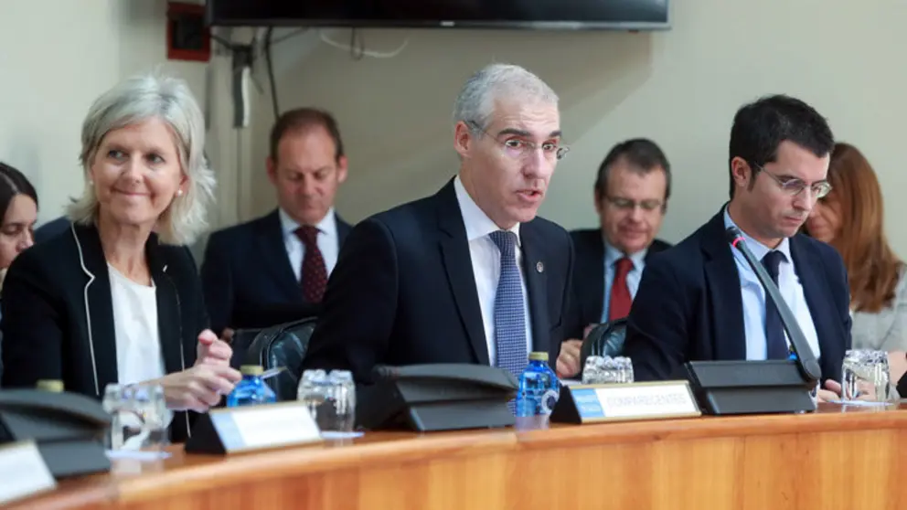 Francisco Conde expuso las l&iacute;neas del presupuesto para 2018 de su departamento en el Parlamento.