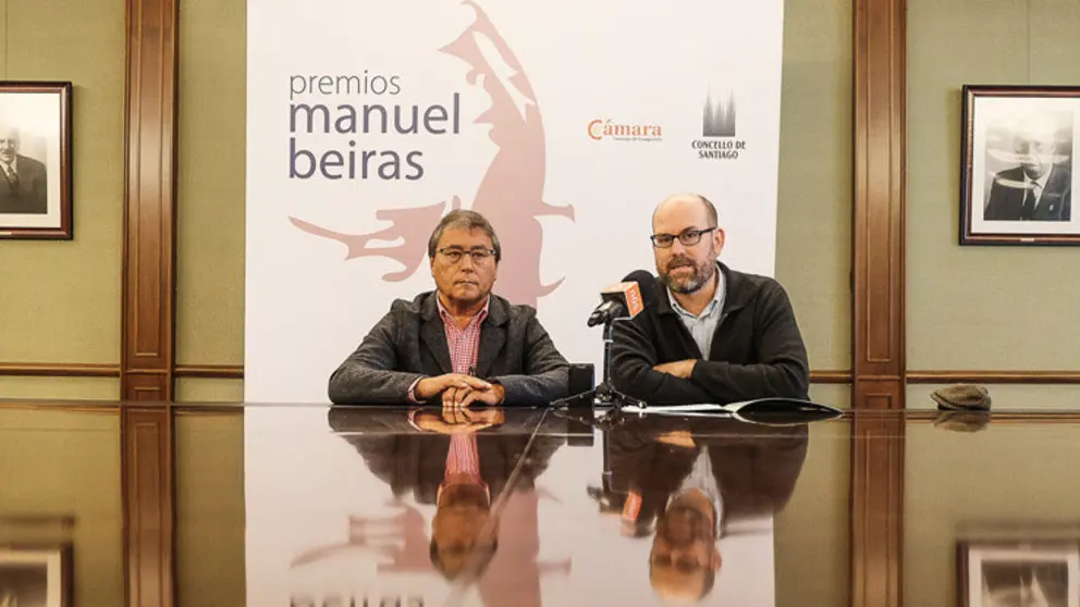 Evaristo Rodr&iacute;guez e Marti&ntilde;o Noriega presentaron o Premio Manuel Beiras.