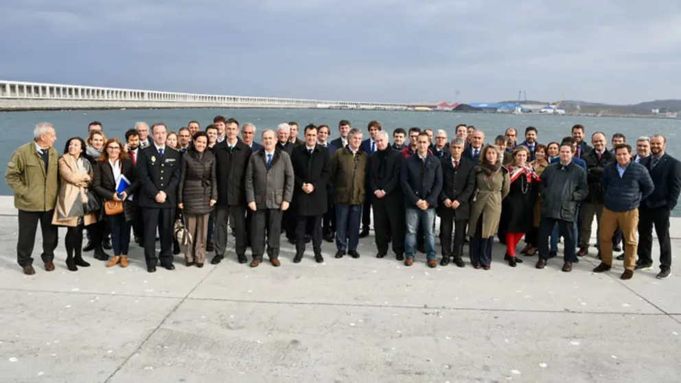 Miembros de la comunidad portuaria que participaron en el Foro de Clientes del Puerto de A Coru&ntilde;a.
