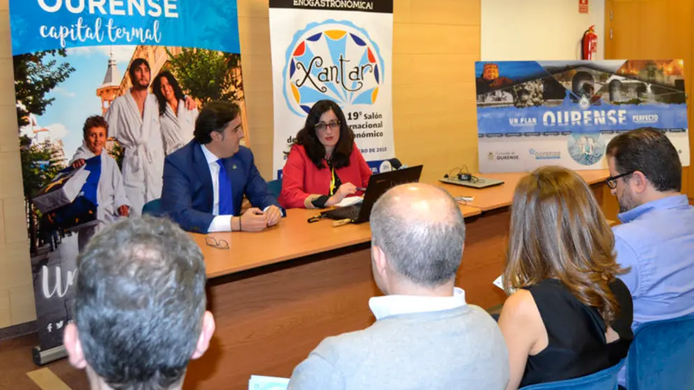 El concejal de Turismo y Promoci&oacute;n Econ&oacute;mica de Ourense, Jorge Pumar, y la coordinadora de Comunicaci&oacute;n de Expourense, Silvia Pardo, presentaron en INTUR la pr&oacute;xima edici&oacute;n de Xantar.