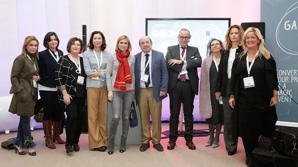 Delegaci&oacute;n gallega que acudi&oacute; a la presentaci&oacute;n de la gu&iacute;a GALICIA MICE en el IBTM World de Barcelona.