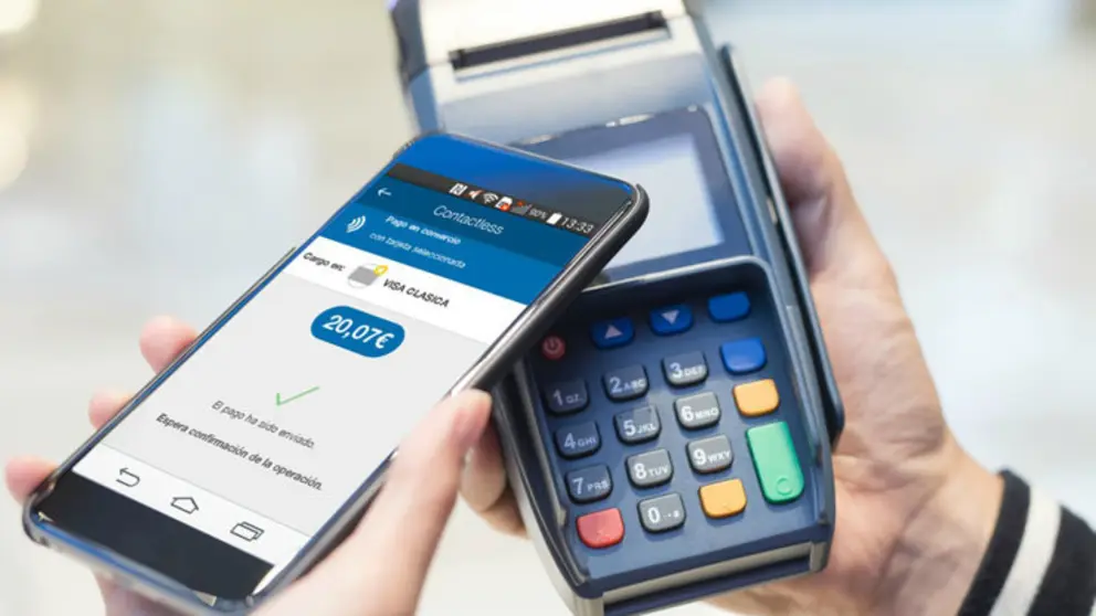 El sistema permite pagar directamente con el m&oacute;vil en aquellos establecimientos que admitan tarjetas contactless.