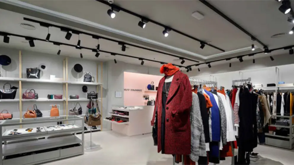 Tienda de Adolfo Dom&iacute;nguez.