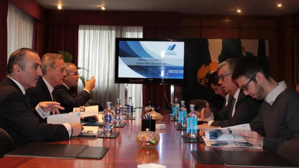Reuni&oacute;n de los representantes de Banco Sabadell con los directivos de ANFACO.