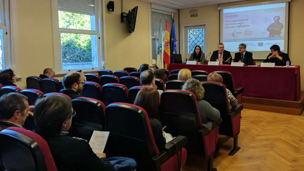 La secretaria general de Asime, el gerente del Igape, el gerente de Mecanizados Castro Galicia y el representante de Metalships & Docks durante la jornada.
