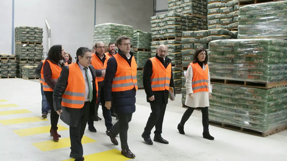 O presidente da Xunta e a conselleira do Medio Rural visitaron as instalaci&oacute;ns da Cooperativa Aira, en Taboada.