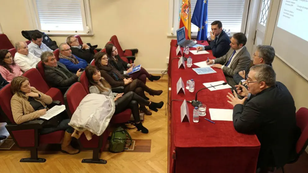 de izquierda a derecha: Pablo Fidalgo (Director de Proyectos de ASIME), Enrique M. Mall&oacute;n (Secretario General de ASIME), Norberto Penedo (Director del &Aacute;rea de Competitividad de IGAPE) y Jos&eacute; Manuel Fern&aacute;ndez (&Aacute;rea de Competitividad de IGAPE)