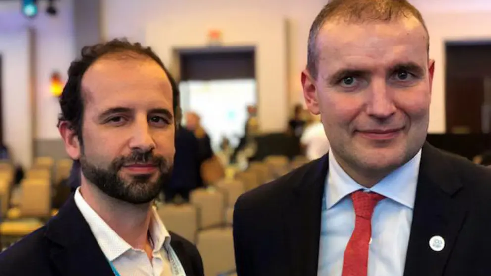 Xo&aacute;n Mart&iacute;nez, director general de Kaleido, con el presidente de Islandia, Gu&eth;ni Thorlacius J&oacute;hannesson.