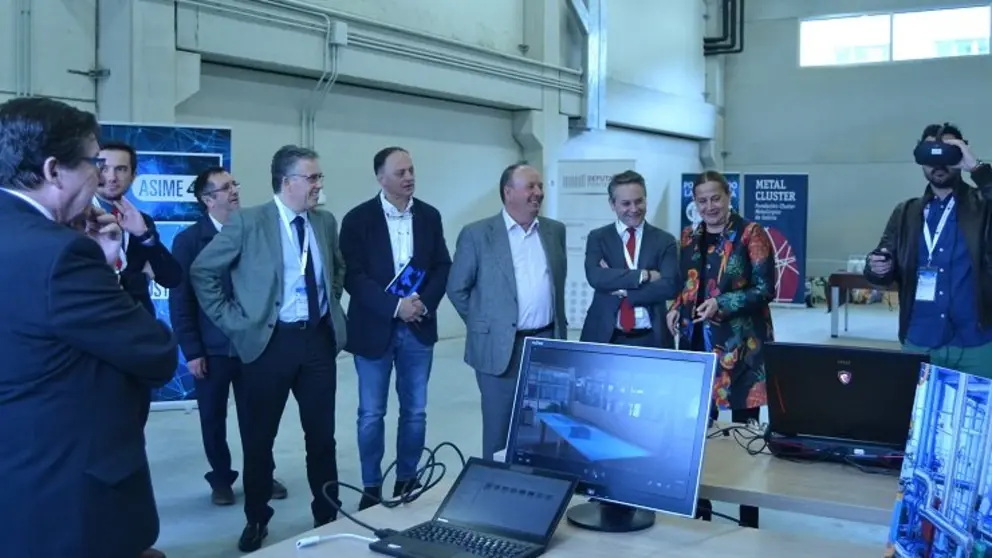 Showroom de nuevas tecnolog&iacute;as en la 4&ordf; Cumbre Industrial de Asime, en el vivero de empresas de Lal&iacute;n.