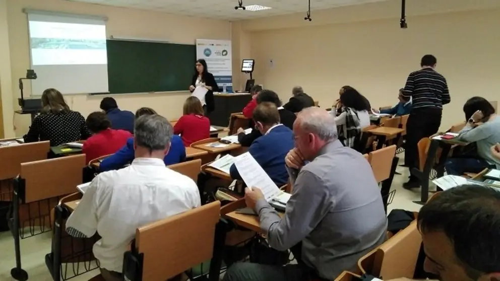 Asistentes al curso impartido por la Autoridad Portuaria de Vigo.