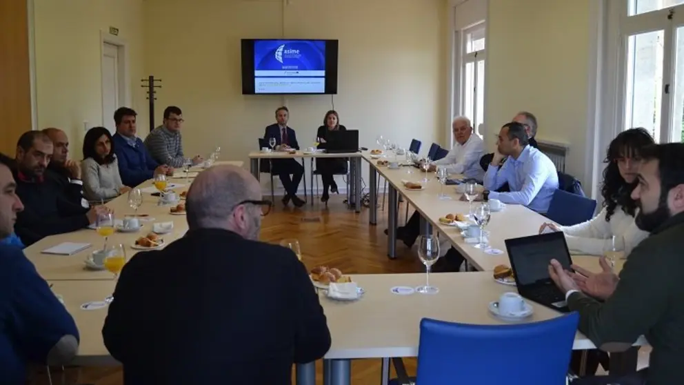 Asistentes a la reuni&oacute;n en la sede de Asime del proyecto Naval 4.0.