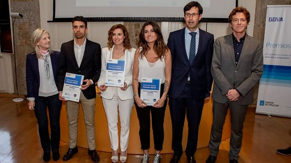 Covadonga Toca, secretaria Xeral de Emprego de la Xunta de Galicia; Andr&eacute;s Vaquero Rodr&iacute;guez, de Inmake Estudio SL; Mar&iacute;a del Pilar Porral Iglesias, de CoEduca; Lara Prendes Prieto Puga, de Despensa 77; Daniel Miguel Fern&aacute;ndez, director de Zona de BBVA en Galicia Norte y Luis Garc&iacute;a Deber, Vicepresidente de la Fundaci&oacute;n Ronsel.